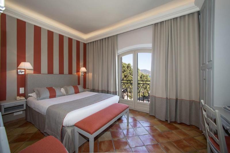 La Bastide Du Port - Hotel De Charme Сен Тропе Екстериор снимка