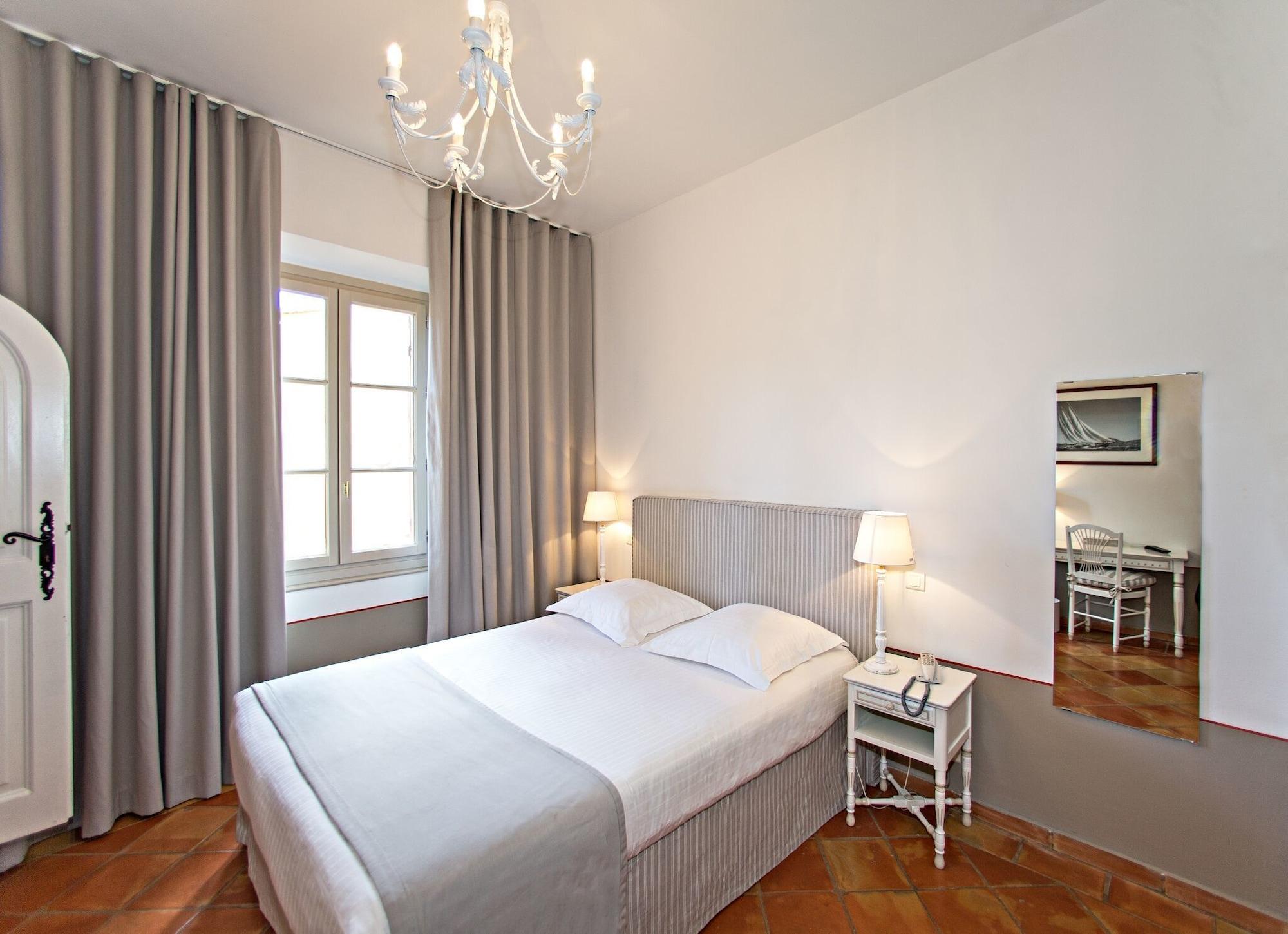 La Bastide Du Port - Hotel De Charme Сен Тропе Екстериор снимка
