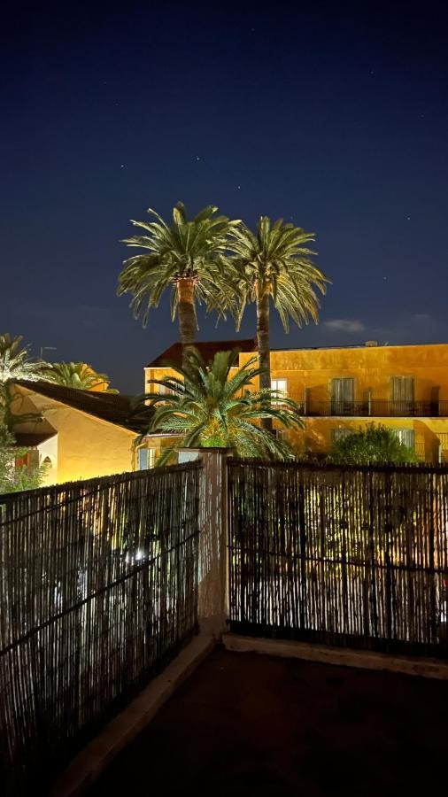 La Bastide Du Port - Hotel De Charme Сен Тропе Екстериор снимка